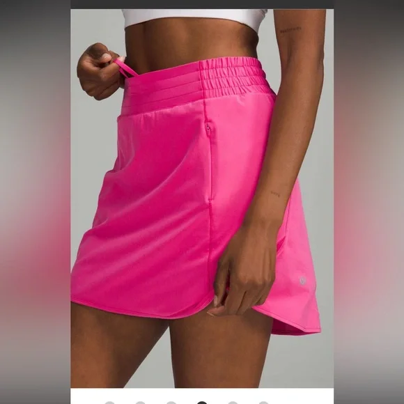 Size 8 Lululemon Hotty Hot High Rise Skirt, sonic pink - Picture 2 of 7